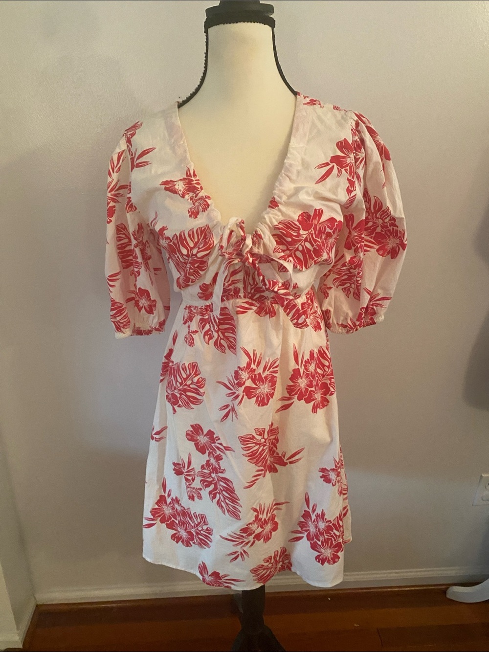 Sim & Sam size small 100% cotton dress